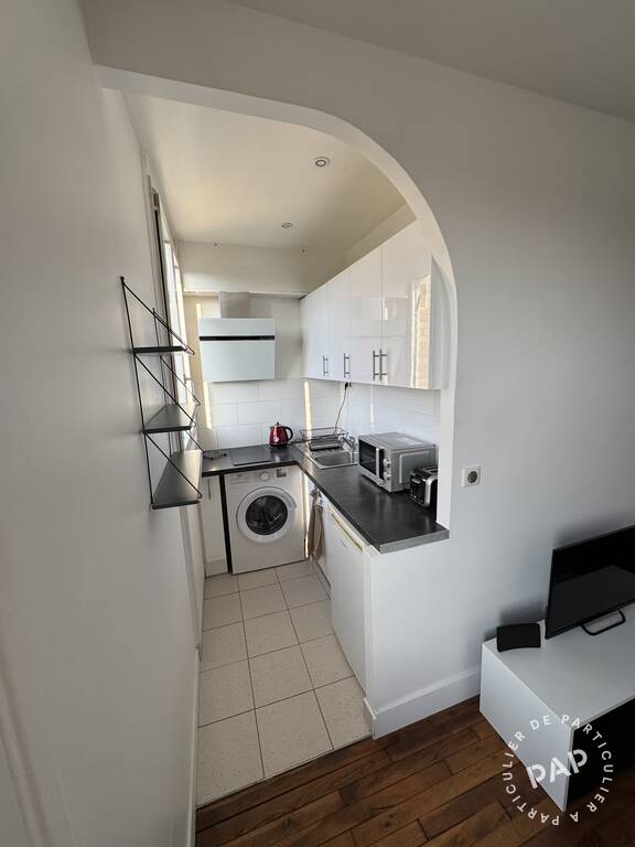 Flat Rue Jean-Jacques Rousseau in Issy-les-Moulineaux