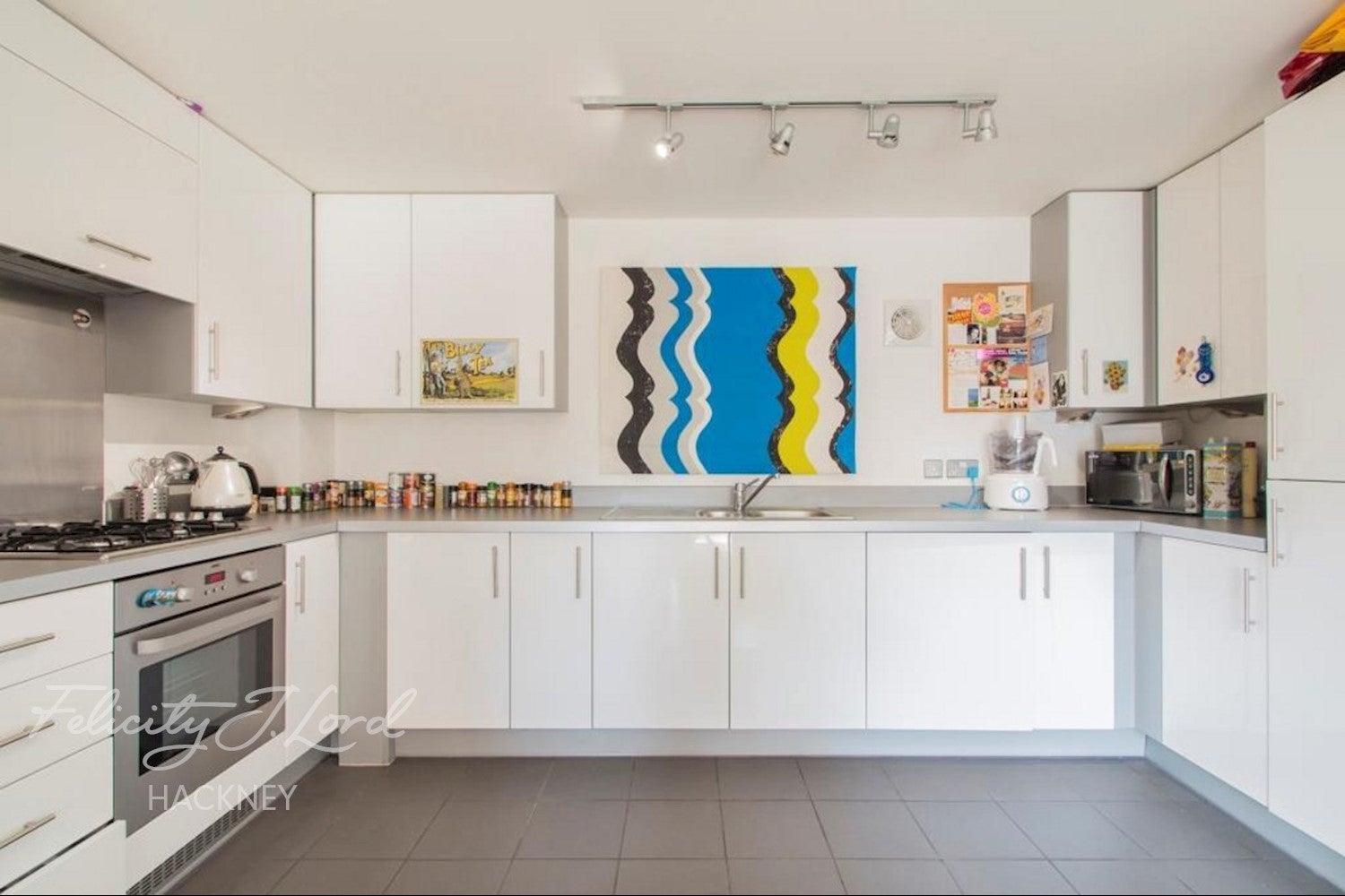 Flat Shacklewell Lane in Greater London