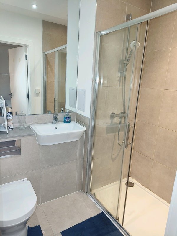 Room Arniston Way in Greater London