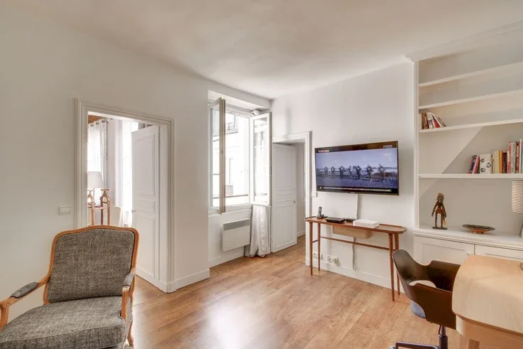 Appartement Rue Jean-Jacques Rousseau à Paris