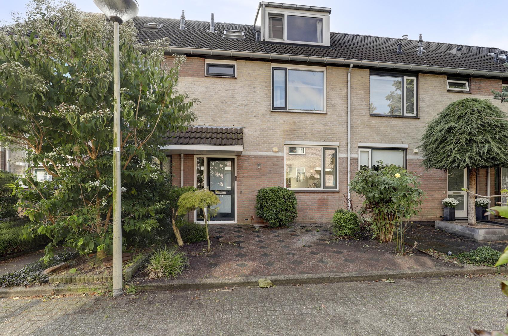 Huis Weegschaal 24 in Bleiswijk