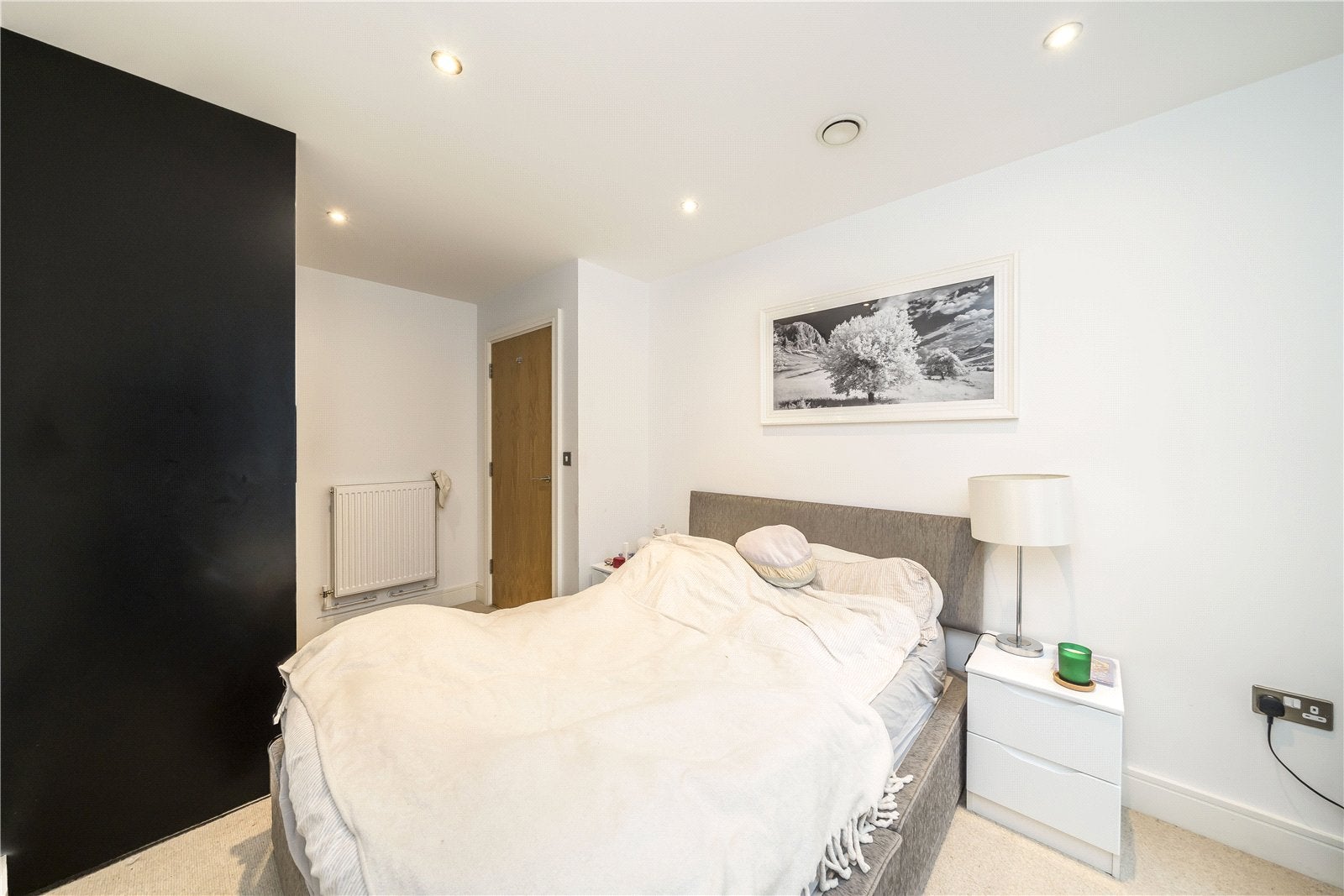 Flat Dowells Street in Greater London