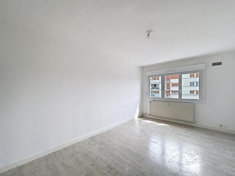 Appartement Place Drouet d'Erlon à Reims