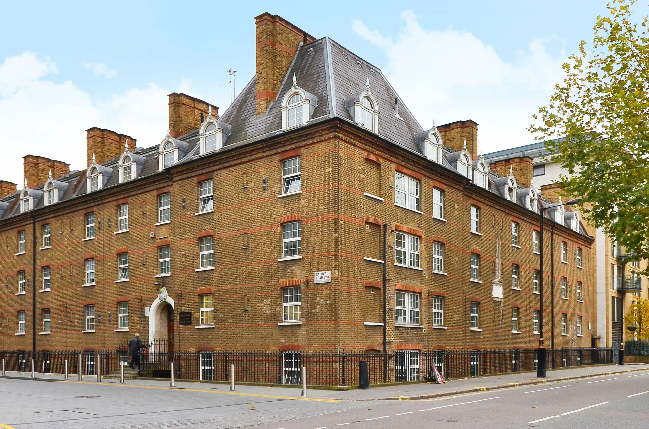Flat Ebury Bridge Road in City of Westminster