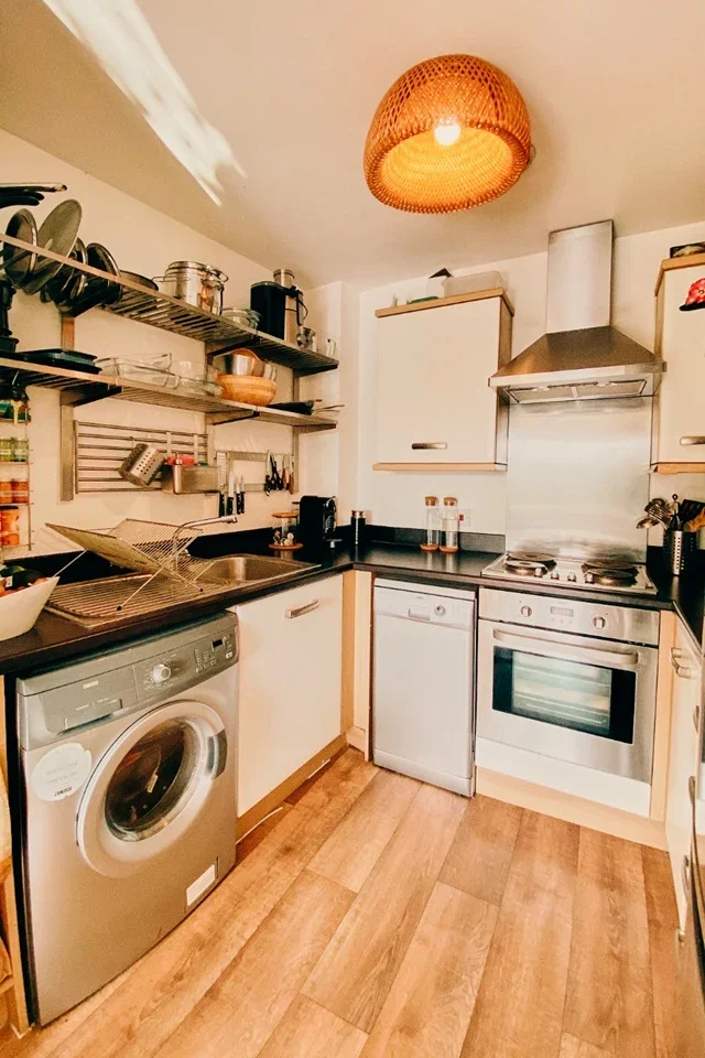 Flat Harry Zeital Way in Greater London