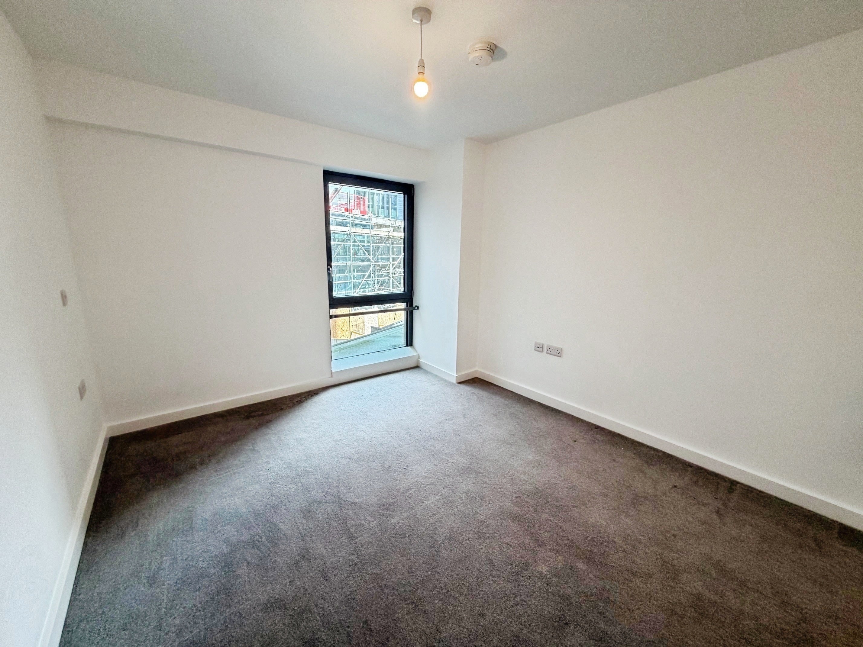 Flat Albert Place in Peterborough