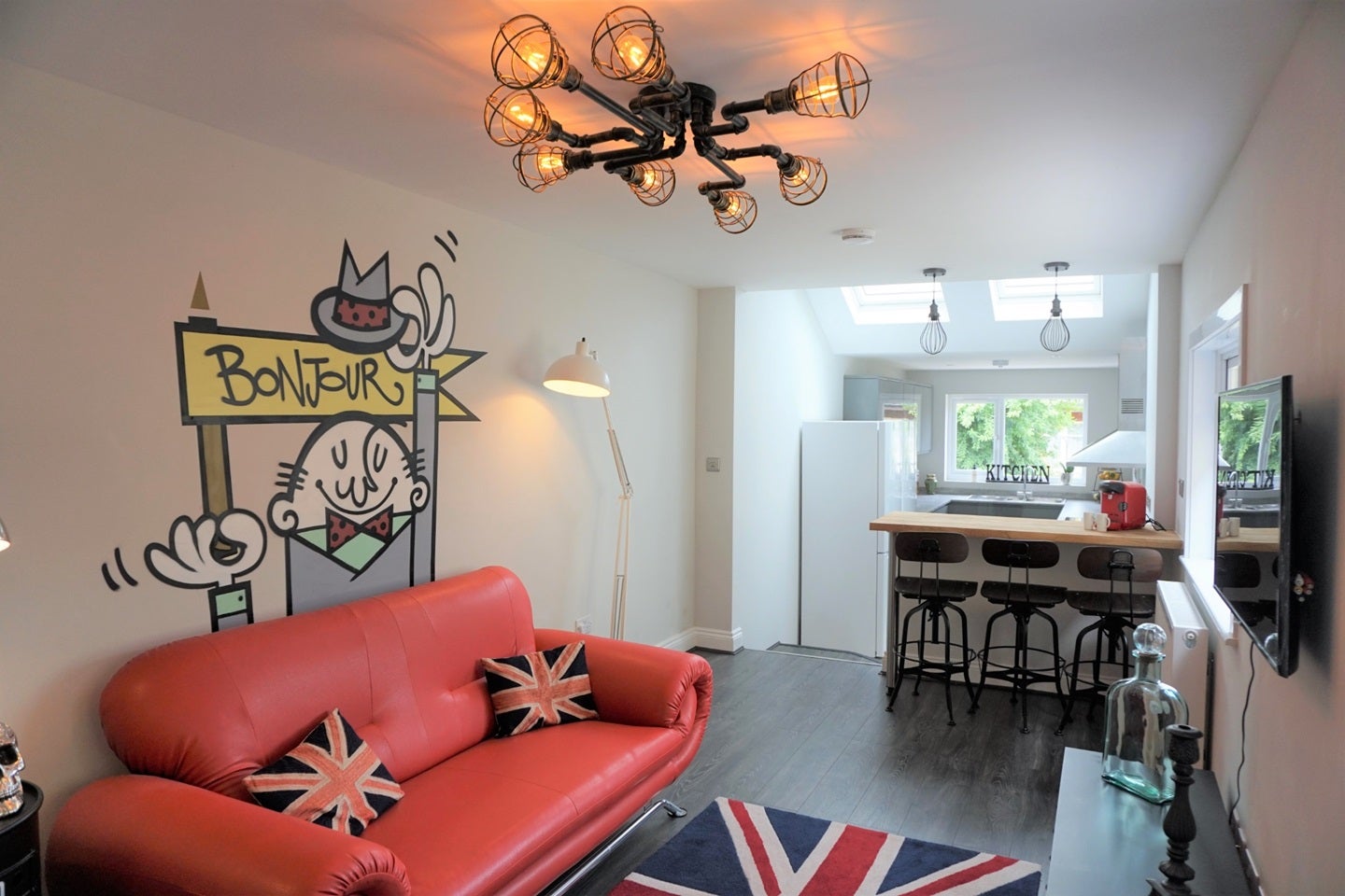 Room Chichester Road in Portsmouth