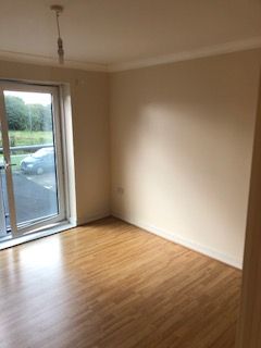 Flat Damask Court in Greater London