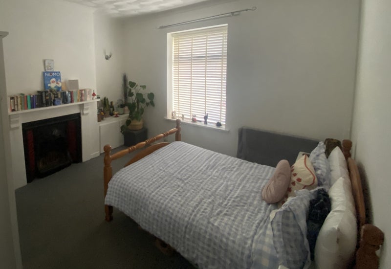 Room Ruby Street in Cardiff