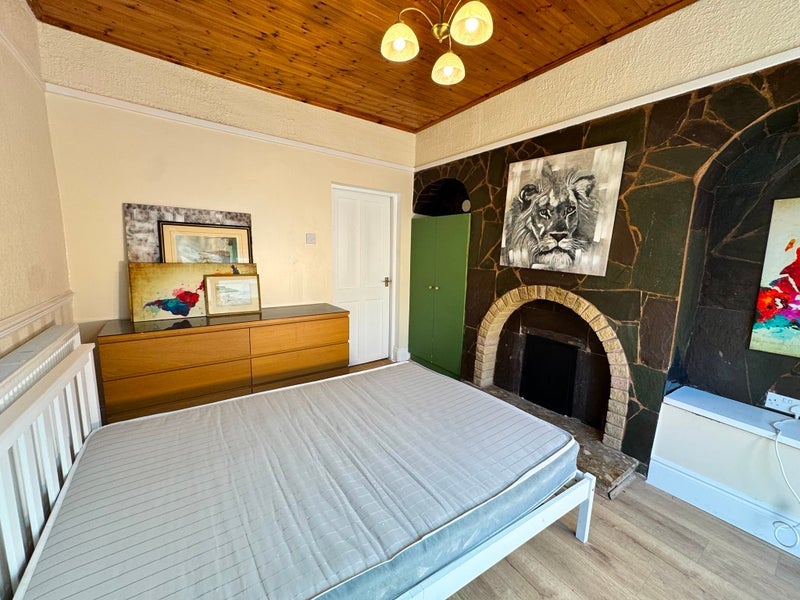 Room Faraday Street in Liverpool