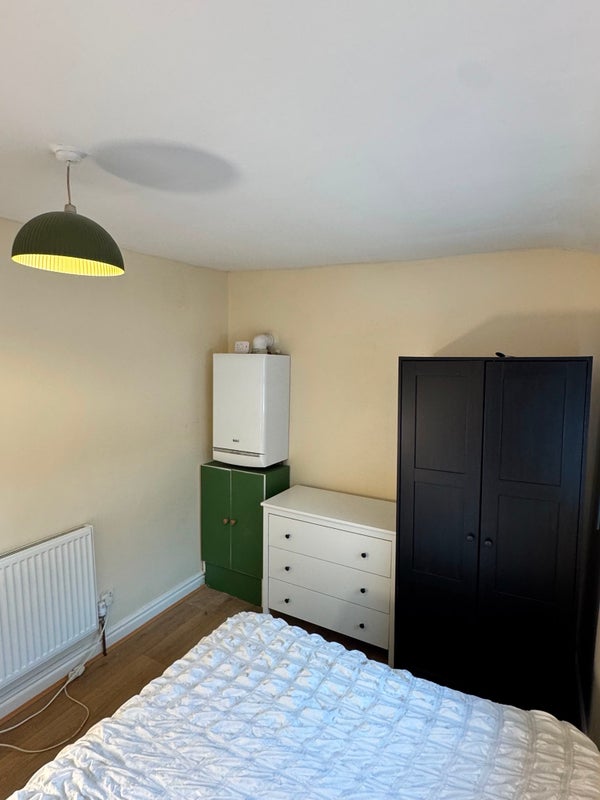 Room Faraday Street in Liverpool