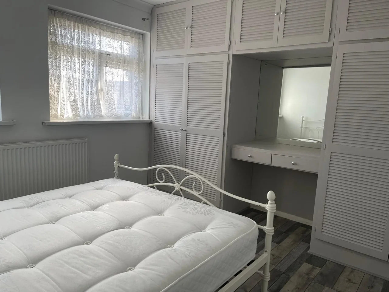 House Cleave Avenue in Greater London