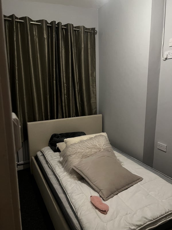 Room Seymour Street in Chorley
