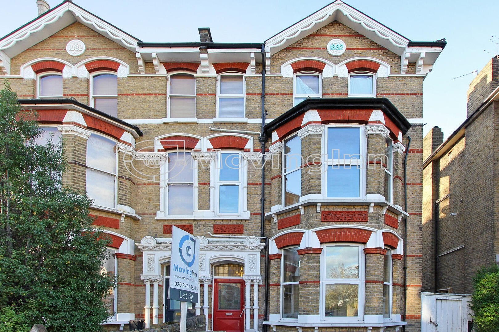 Flat Tierney Road in Greater London
