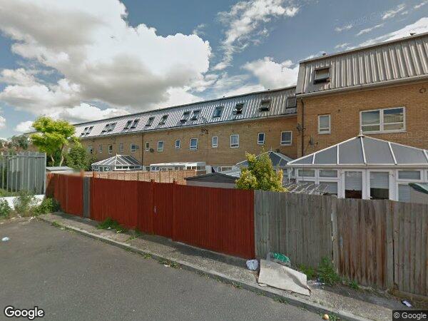Flat Elderberry Way in Greater London
