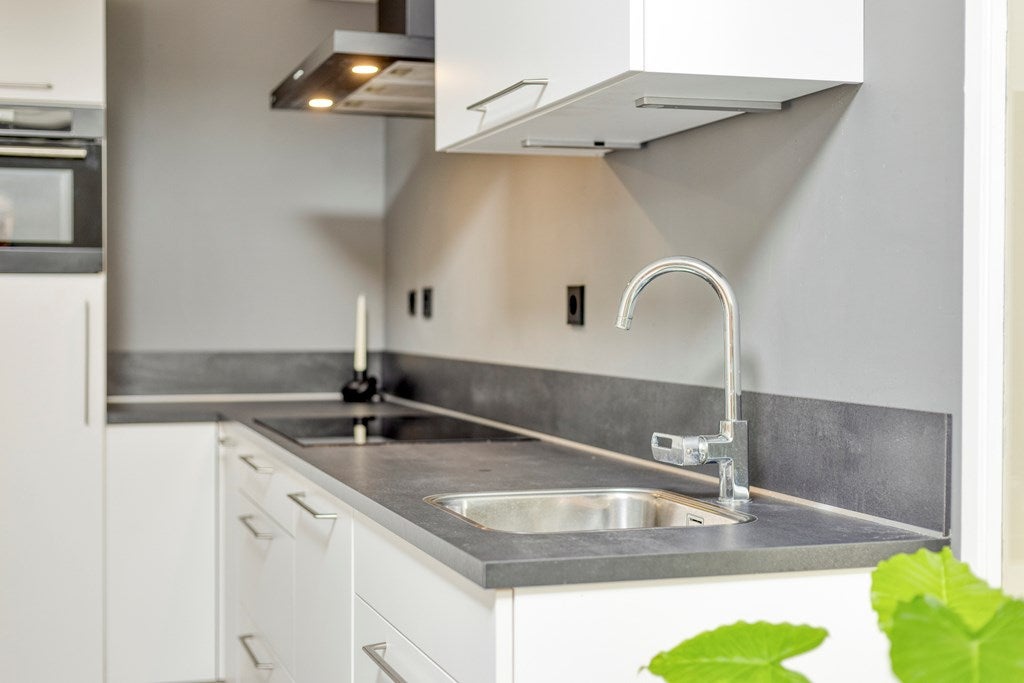 Tussenwoning te koop: Penningkruidlaan 7, Enschede
