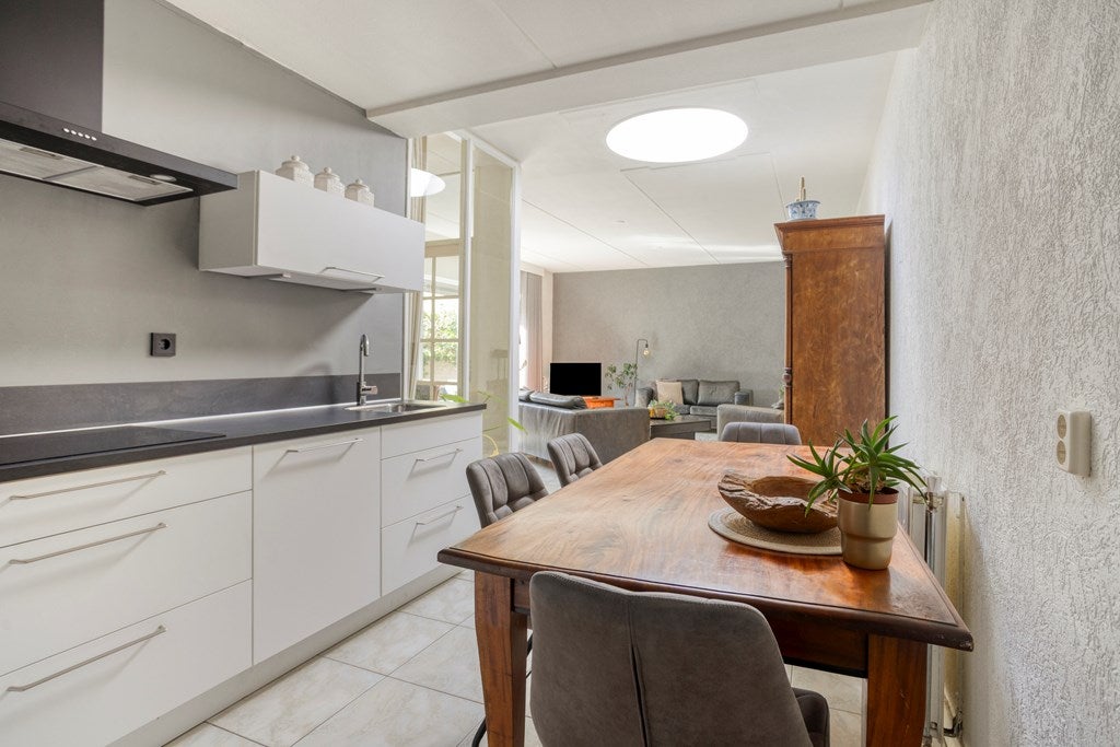 Tussenwoning te koop: Penningkruidlaan 7, Enschede