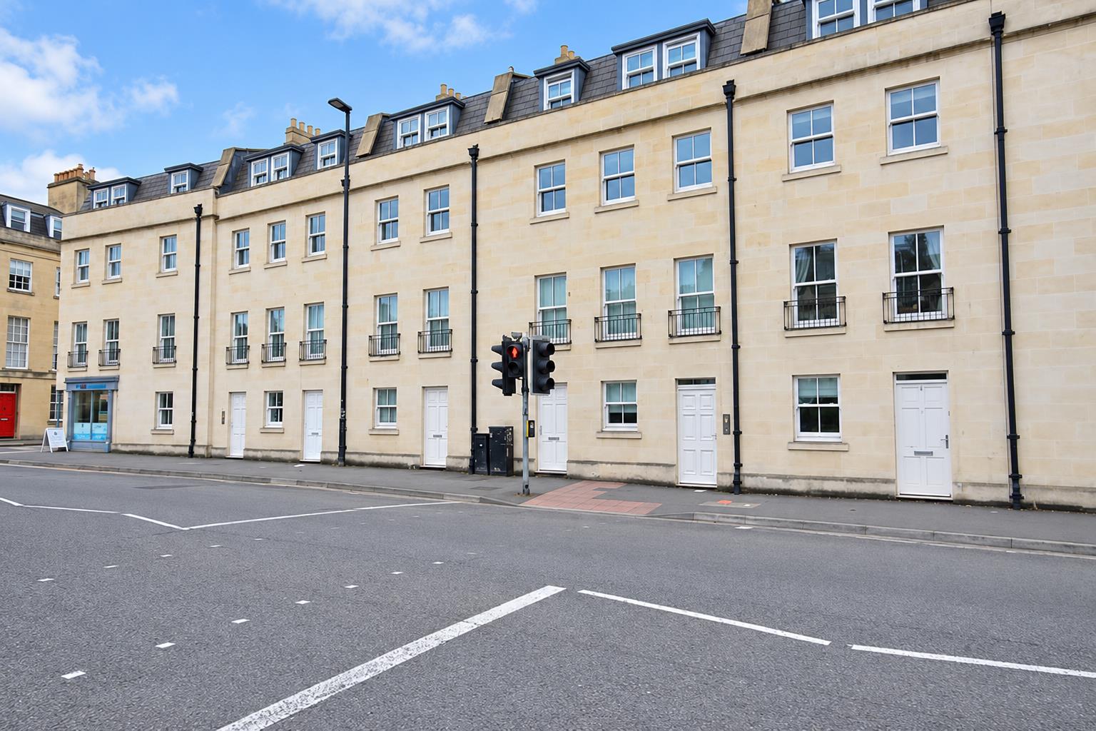 Flat Bennett Street in Bath