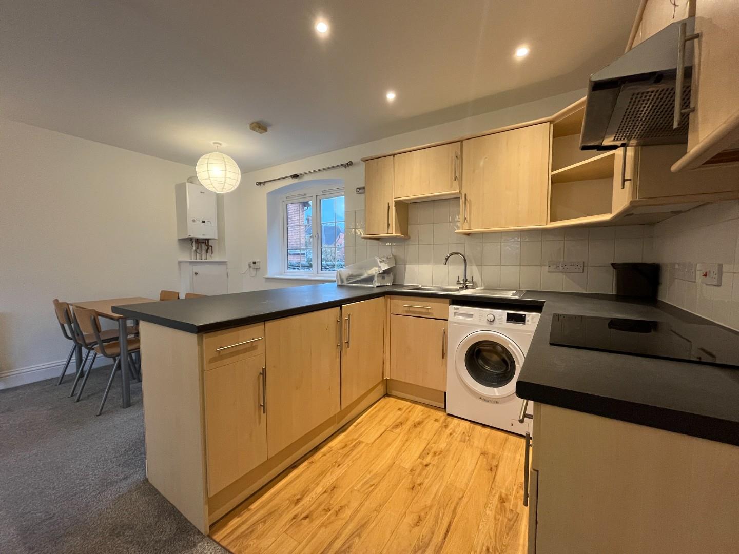 Flat Albion Road in Greater London