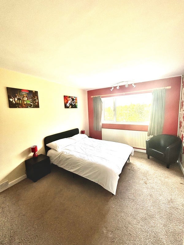 House Cherington Close in Manchester