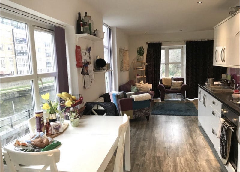 Room Hawgood Street in Greater London