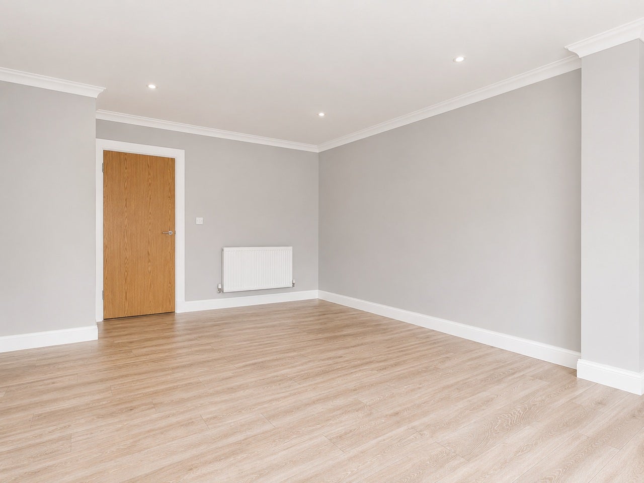 House Dashwood Close in Surrey Heath