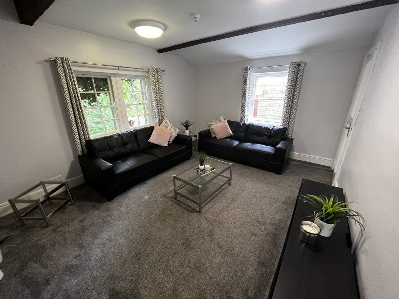 Room Cumberland Road in Leeds