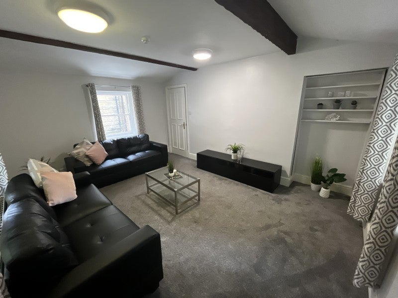 Room Cumberland Road in Leeds