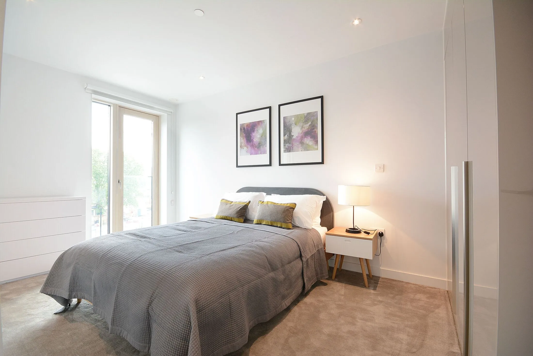 Flat Rodney Road in Greater London