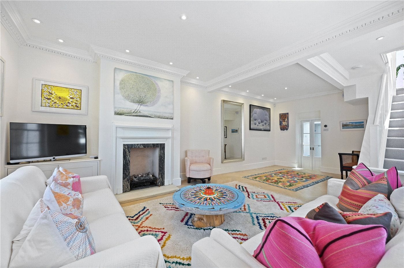 House Farm Place in Greater London