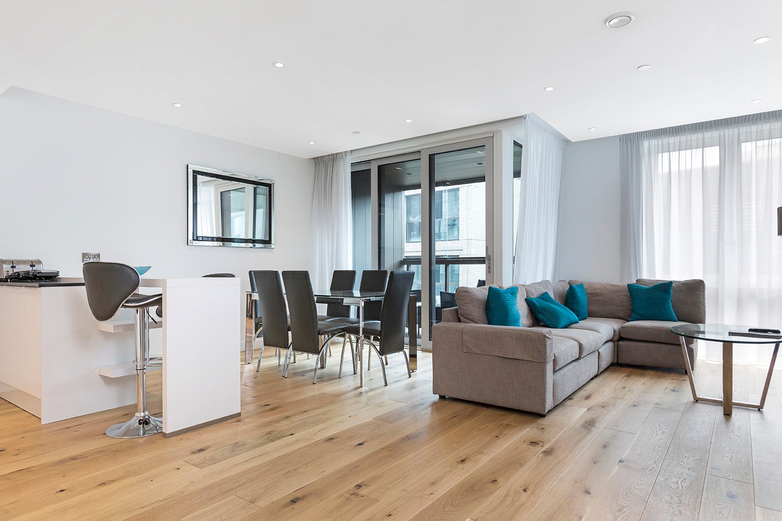 Flat Great Peter Street in City of Westminster