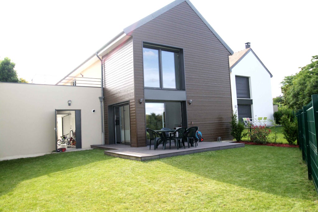 House Rue des Côtes in Maisons-Laffitte