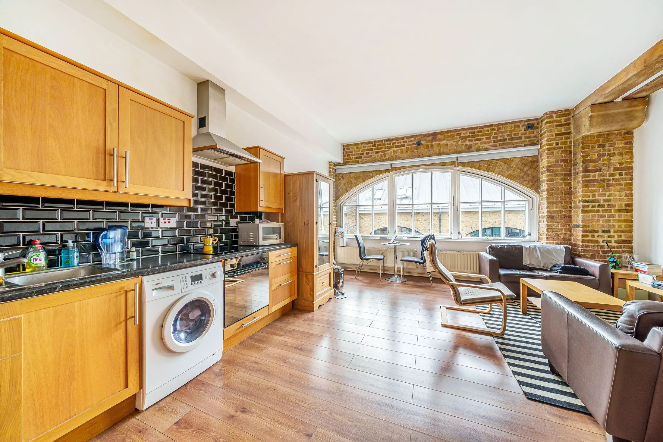 Flat Burrells Wharf Square in Greater London