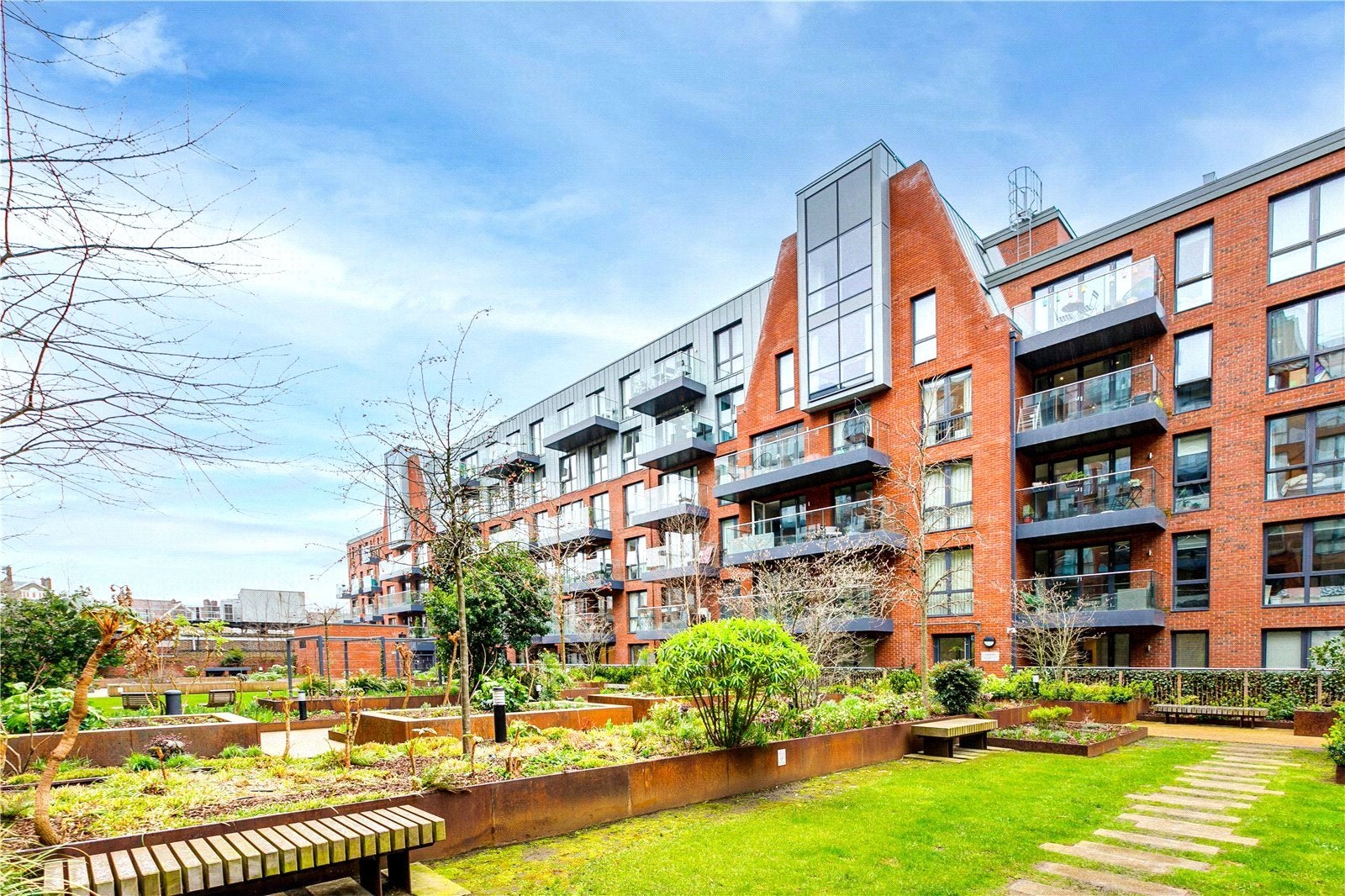 Flat Streatham Hill in Greater London