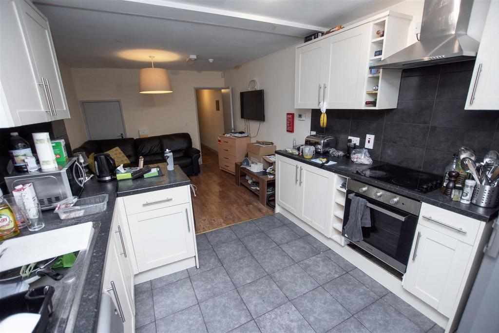 Flat Tiverton Road in Birmingham