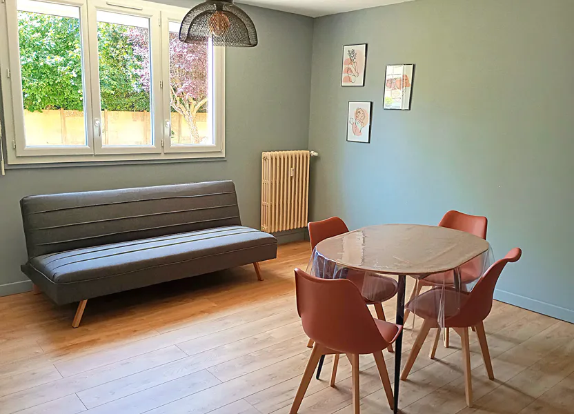 Appartement Rue Perrin de la Touche à Rennes