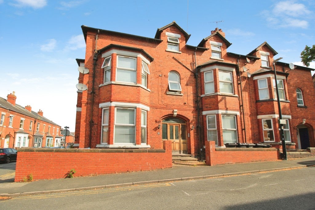Flat Chichester Street in Chester