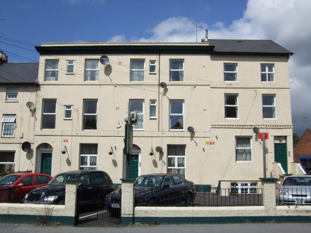 Flat Chatham Street in Reading