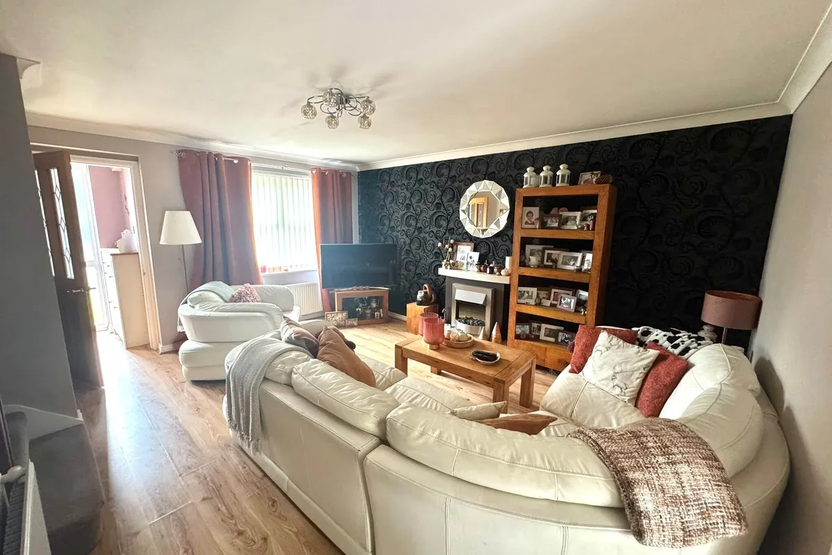 House Bleasdale Close in Upton