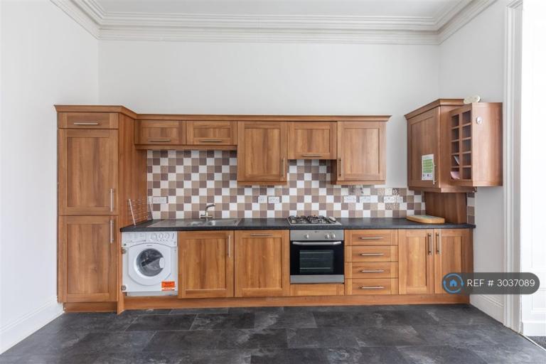 Flat Mowbray Road in Sunderland