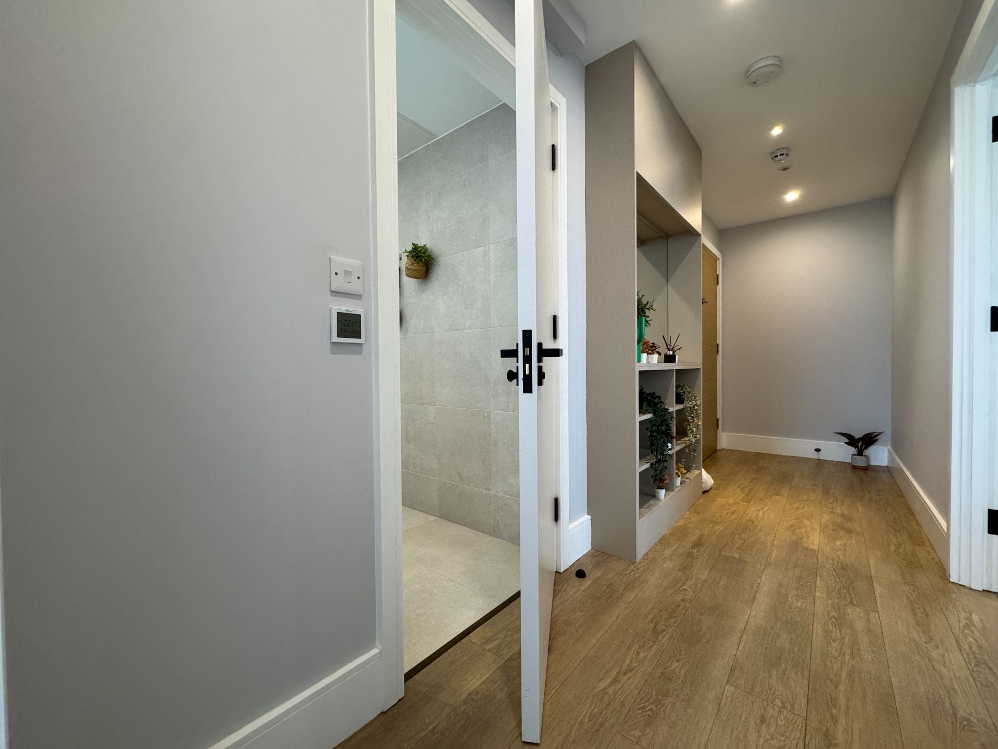 Flat Draycott Avenue in Greater London