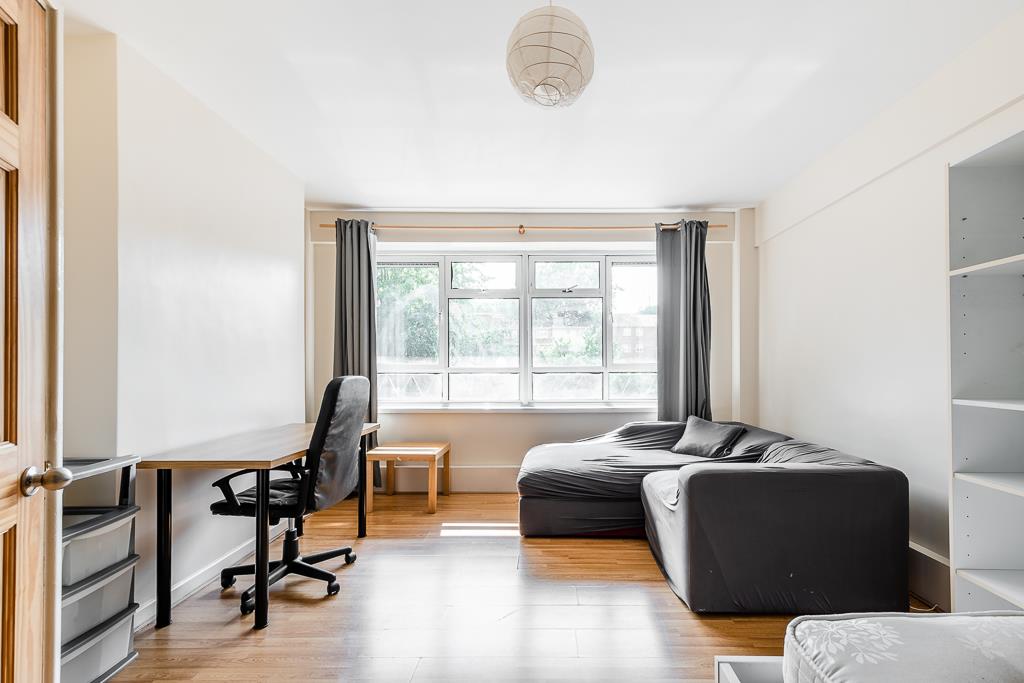 Flat Sidmouth Mews in Greater London