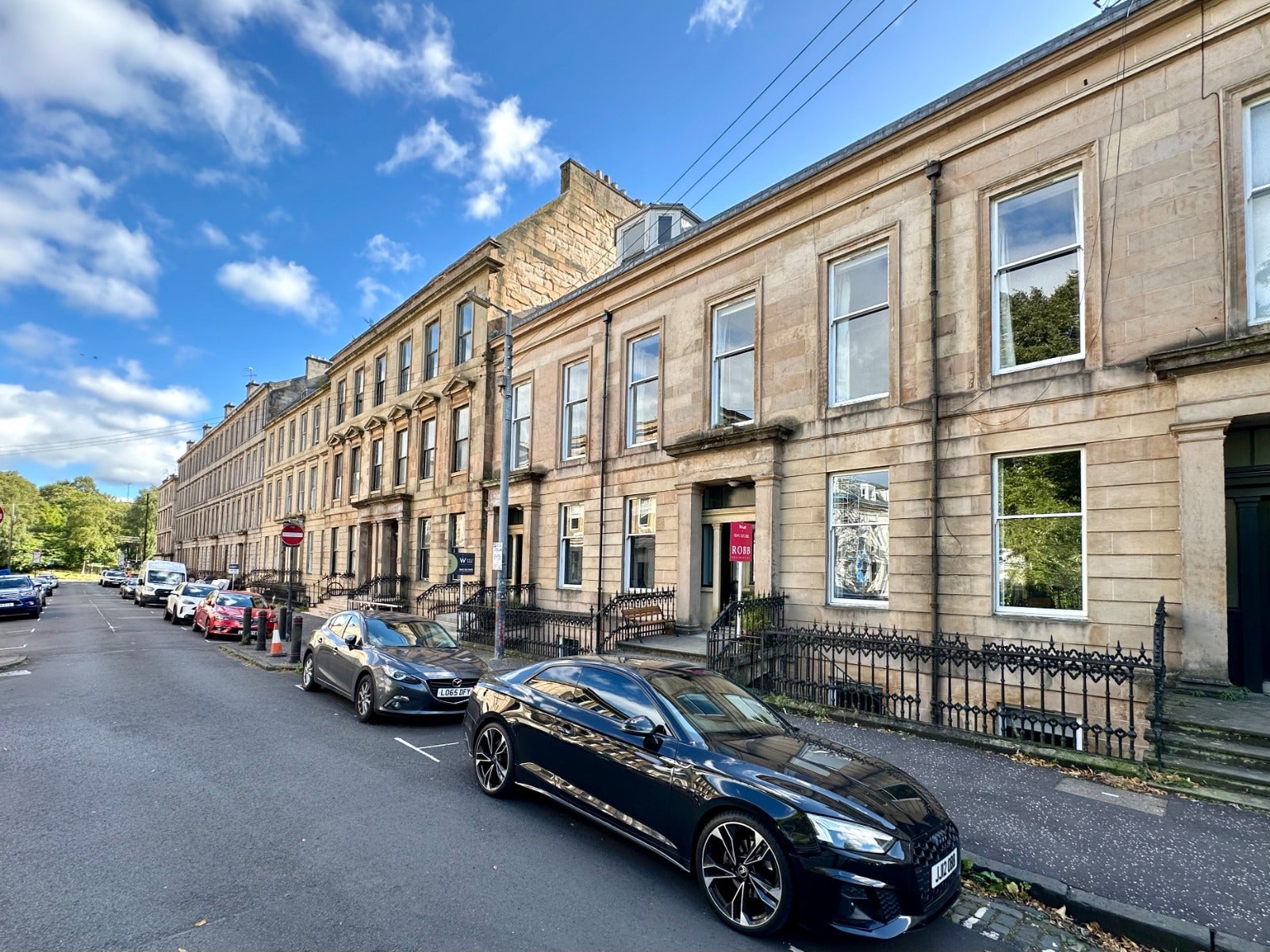 Flat West Princes Street in Glasgow
