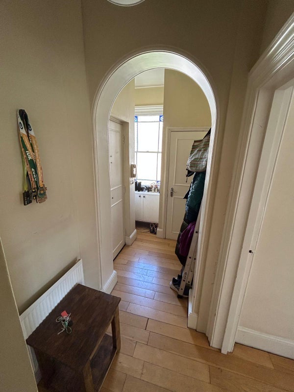Room Granville Road in Greater London