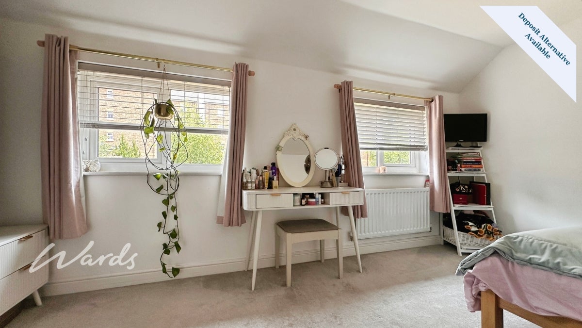 House Queen Anne Road in Maidstone