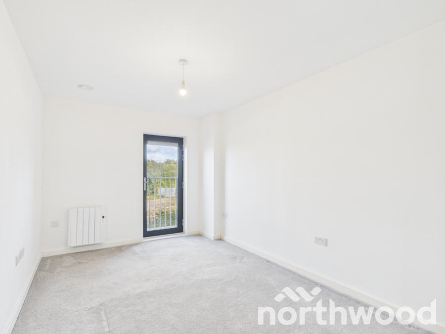 Flat Leacon Road in Ashford