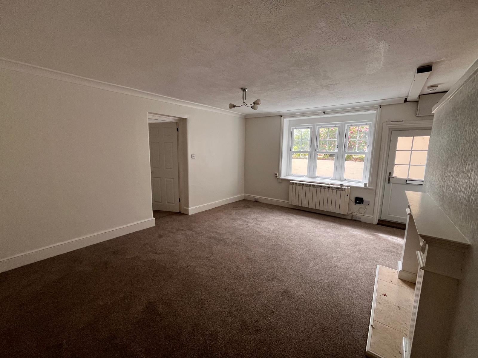 Flat Elms Avenue in Eastbourne