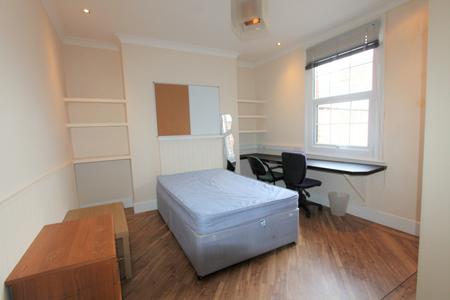 Flat Warwick Street in Royal Leamington Spa
