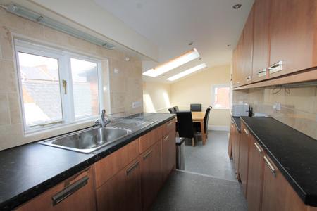 Flat Warwick Street in Royal Leamington Spa