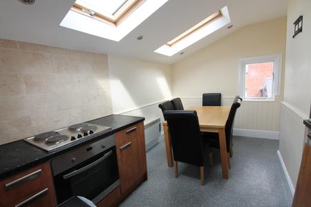 Flat Warwick Street in Royal Leamington Spa